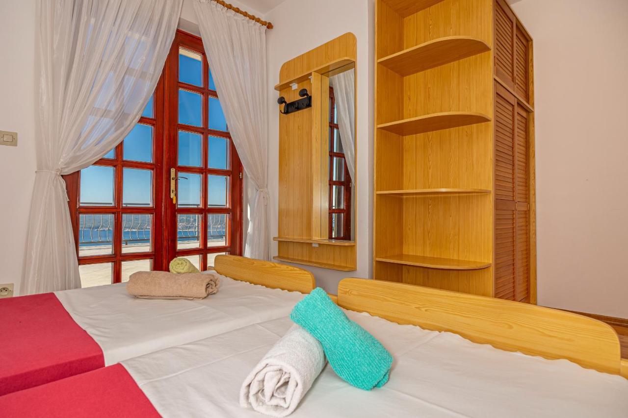קריקווניצה Apartments Francoise מראה חיצוני תמונה