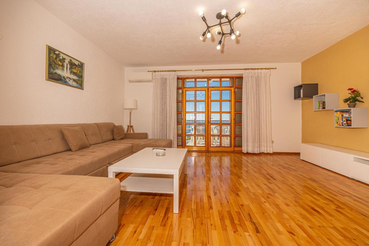 קריקווניצה Apartments Francoise מראה חיצוני תמונה