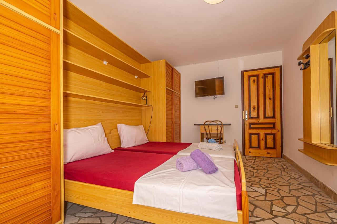 קריקווניצה Apartments Francoise מראה חיצוני תמונה