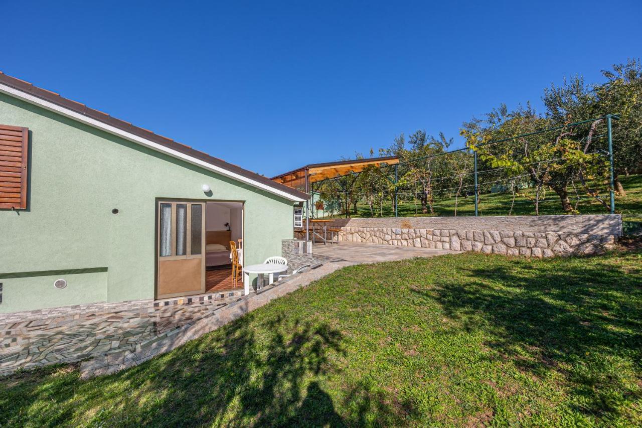 קריקווניצה Apartments Francoise מראה חיצוני תמונה