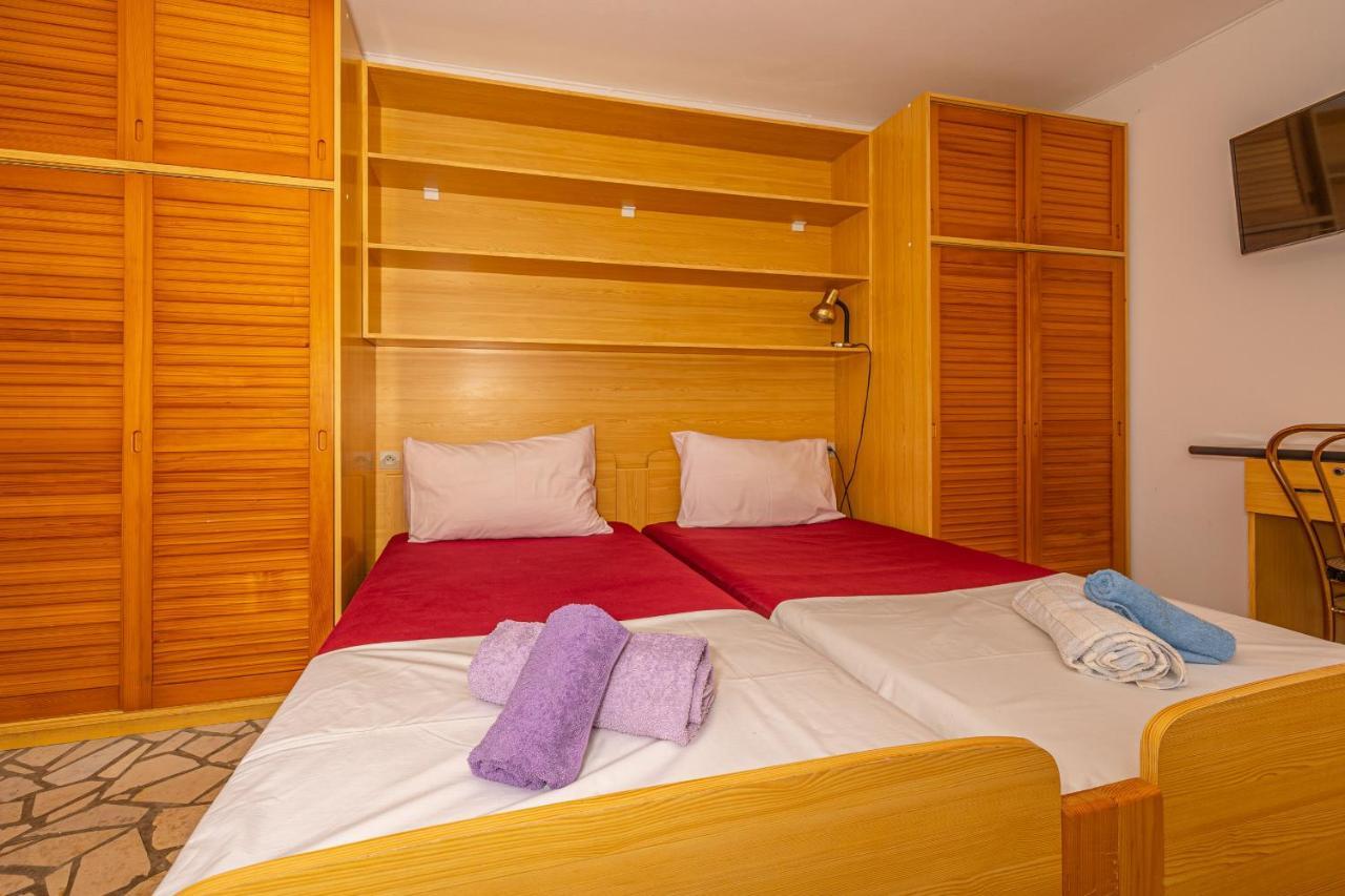 קריקווניצה Apartments Francoise מראה חיצוני תמונה