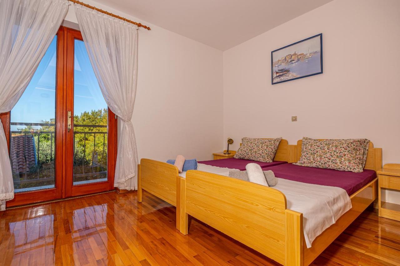 קריקווניצה Apartments Francoise מראה חיצוני תמונה