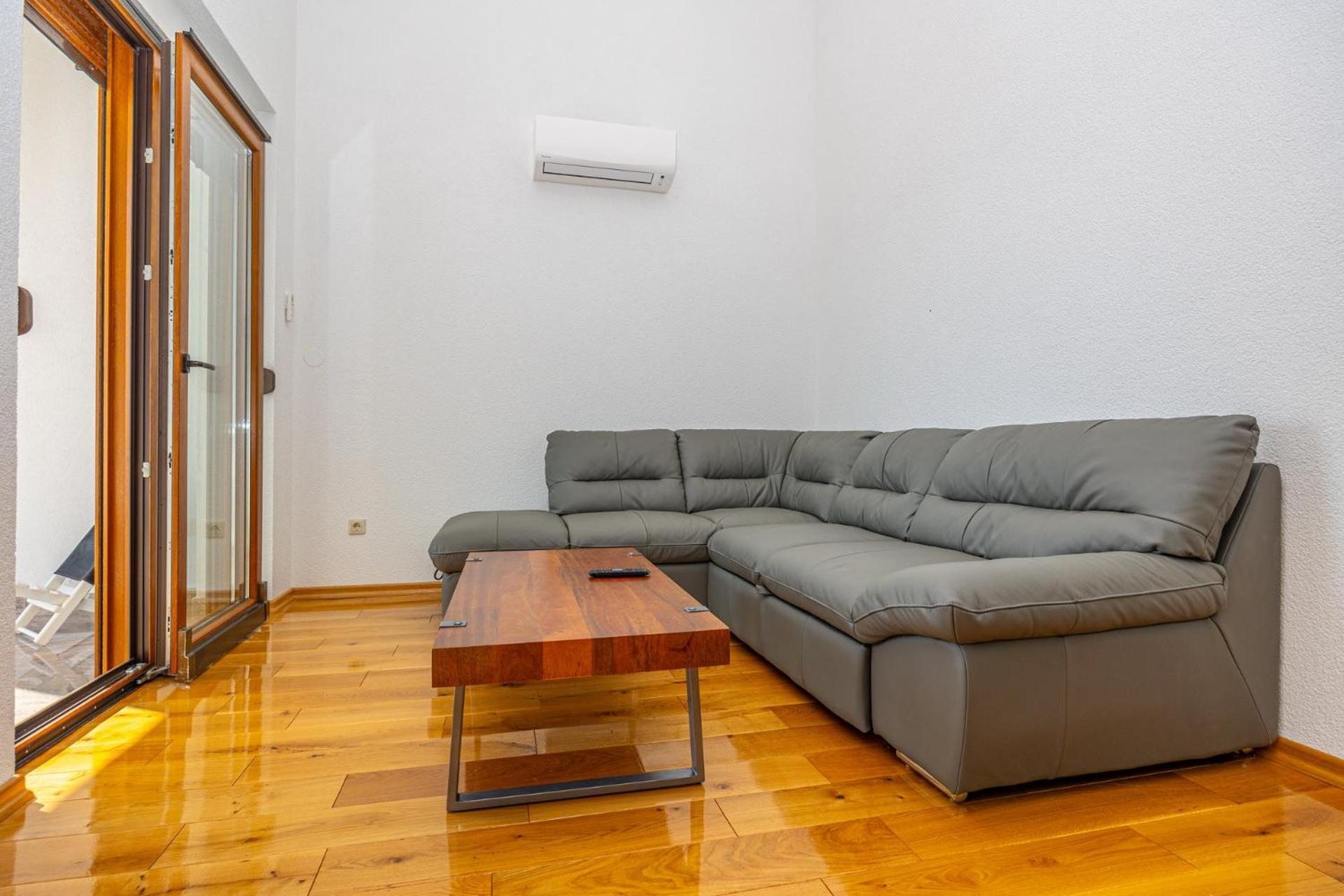 קריקווניצה Apartments Francoise מראה חיצוני תמונה
